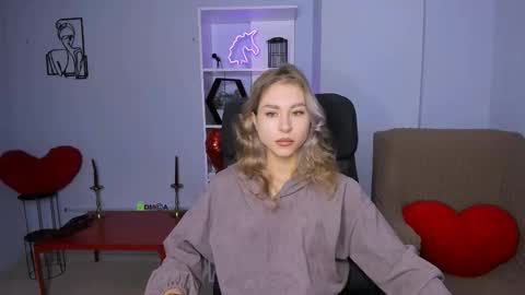 Snapshot of kitty_layy chatting on 20, 11, 2025 kitty online show from 20, 11, 2025