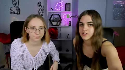 Snapshot of kitty_layy chatting on 2, 12, 2025 kitty online show from 2, 12, 2025