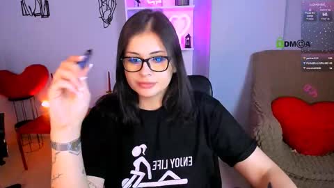 Snapshot of kitty_layy chatting on 3, 12, 2025 kitty online show from 3, 12, 2025