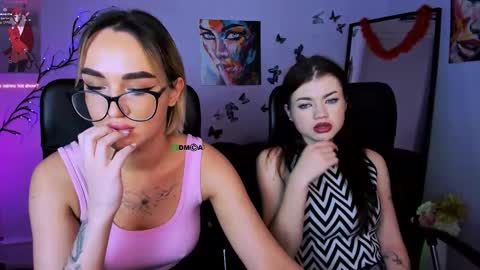 Snapshot of kitty_layy chatting on 21, 12, 2025 kitty online show from 21, 12, 2025