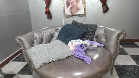 Snapshot of kitty_pervertedx chatting on 16, 1, 2025 kitty online show from 16, 1, 2025