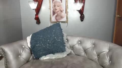 Snapshot of kitty_pervertedx chatting on 27, 1, 2025 kitty online show from 27, 1, 2025