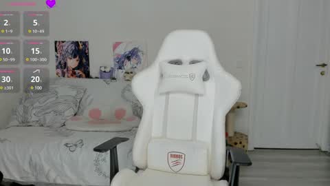 Snapshot of kitty_rock_paw chatting on 14, 12, 2024 Emilly online show from 14, 12, 2024