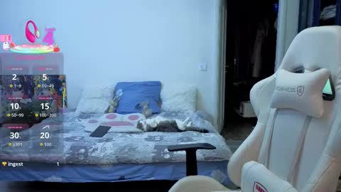 Snapshot of kitty_rock_paw chatting on 29, 9, 2025 Emilly online show from 29, 9, 2025