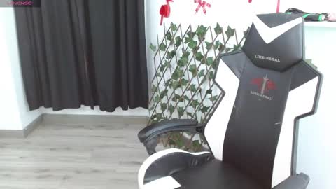 Snapshot of kitty_vaal chatting on 9, 2, 2025 kitty_vaal online show from 9, 2, 2025