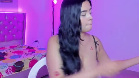 Snapshot of kitty_violet11 chatting on 15, 2, 2026 kitty_violet11 online show from 15, 2, 2026