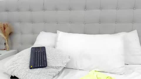 Kitty online show from 17, 1, 2025