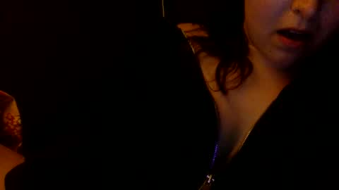 kitty online show from 27, 11, 2025