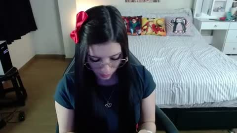Isabel online show from 8, 7, 2026