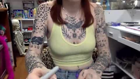 kittykatcoco online show from 24, 10, 2025