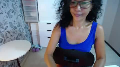 Snapshot of kittykatss chatting on 3, 7, 2026 Viktoria online show from 3, 7, 2026