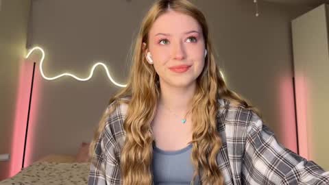 Monika online show from 3, 2, 2026