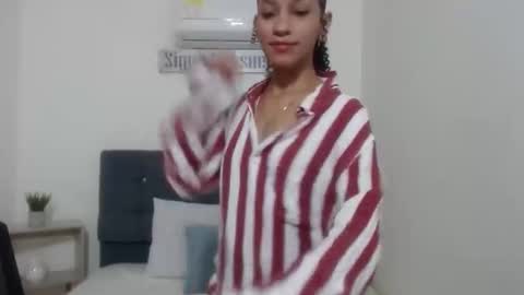 kittylove_x online show from 25, 4, 2026