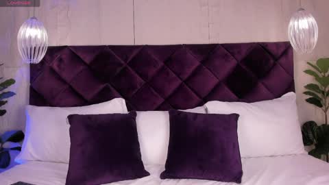 Snapshot of kittylyne_ chatting on 2, 4, 2026 Kitty online show from 2, 4, 2026