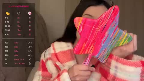 Snapshot of kittymia8 chatting on 6, 1, 2025 mia online show from 6, 1, 2025