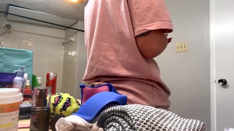 Bunnii online show from 11, 12, 2024