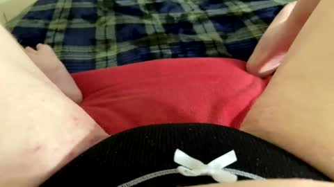 Snapshot of kittyneedsherdaddy chatting on 20, 11, 2025 kittyneedsherdaddy online show from 20, 11, 2025