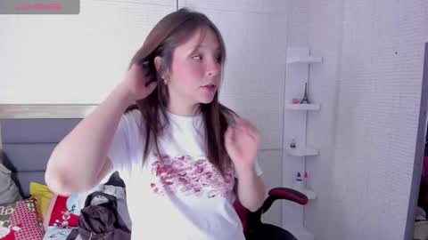 Snapshot of kittytimberlake chatting on 20, 12, 2024 K I T T Y online show from 20, 12, 2024