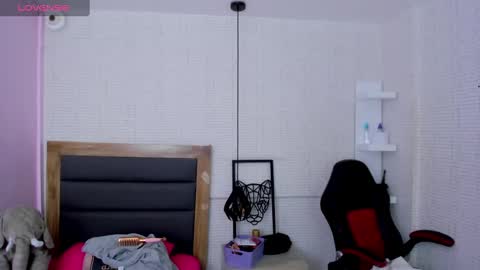 Snapshot of kittytimberlake chatting on 19, 2, 2025 K I T T Y online show from 19, 2, 2025