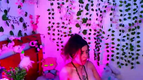 Snapshot of kittyuwu_ chatting on 20, 10, 2025 Kittyuwu  online show from 20, 10, 2025