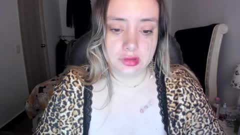 Snapshot of kittywantslove23 chatting on 20, 9, 2025 kittywantslove23 online show from 20, 9, 2025