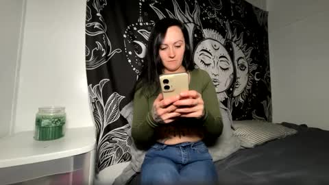 Kitty online show from 14, 2, 2025