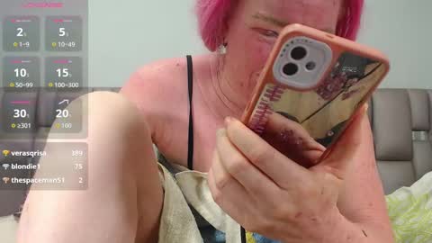 Snapshot of kittywhiteass chatting on 9, 11, 2025 kittywhiteass online show from 9, 11, 2025