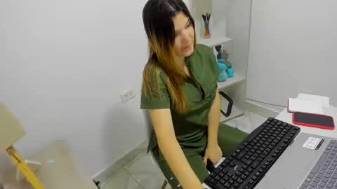 kity021 online show from 5, 5, 2026