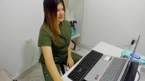 kity021 online show from 14, 5, 2026