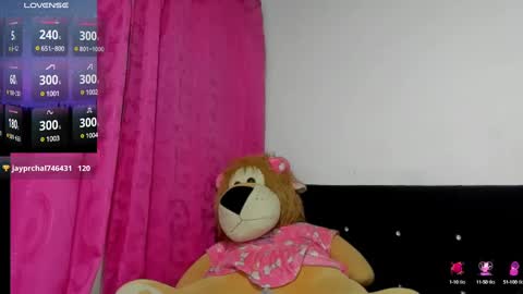 Snapshot of kity77 chatting on 5, 3, 2025 kity77 online show from 5, 3, 2025