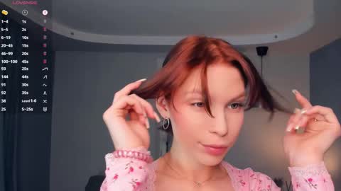 Snapshot of kity_paw chatting on 6, 2, 2026 Zendaya online show from 6, 2, 2026