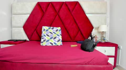 Luisa y Jairo online show from 19, 6, 2026