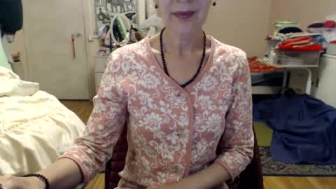 Snapshot of kiuminberry chatting on 5, 10, 2025 KiuminBerry online show from 5, 10, 2025