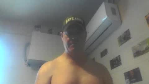 Snapshot of kiwiguy19773 chatting on 11, 2, 2026 kiwiguy19773 online show from 11, 2, 2026