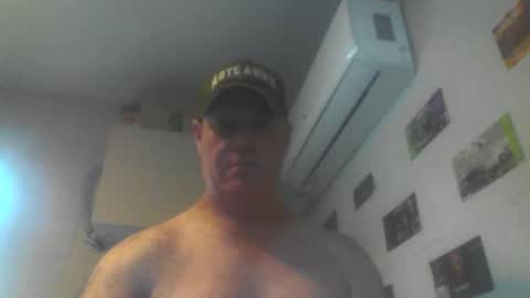 Snapshot of kiwiguy19773 chatting on 2, 3, 2026 kiwiguy19773 online show from 2, 3, 2026