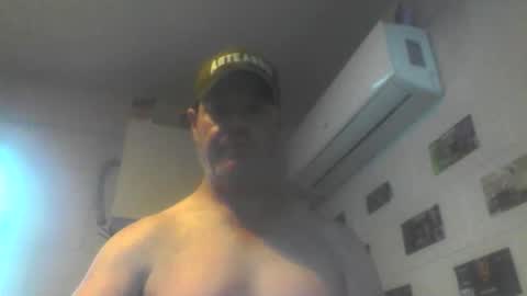 Snapshot of kiwiguy19773 chatting on 9, 3, 2026 kiwiguy19773 online show from 9, 3, 2026