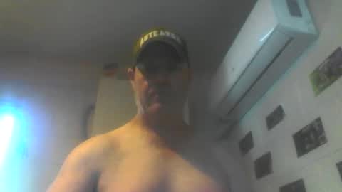 Snapshot of kiwiguy19773 chatting on 15, 3, 2026 kiwiguy19773 online show from 15, 3, 2026
