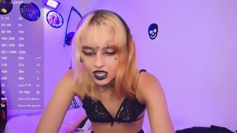 Lizeth online show from 11, 12, 2024