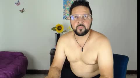 Klarck  online show from 25, 12, 2024