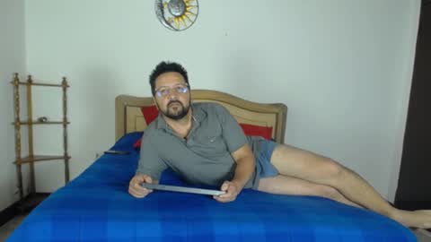 Klarck  online show from 11, 2, 2025