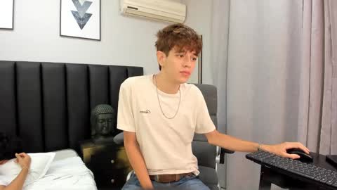 Snapshot of klaus_sunrise_xx chatting on 15, 1, 2025 KLAUS online show from 15, 1, 2025