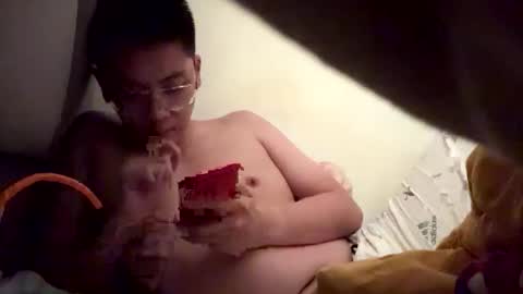 Tom online show from 10, 11, 2025