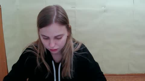 Snapshot of klerkarina chatting on 3, 12, 2024 klerkarina online show from 3, 12, 2024