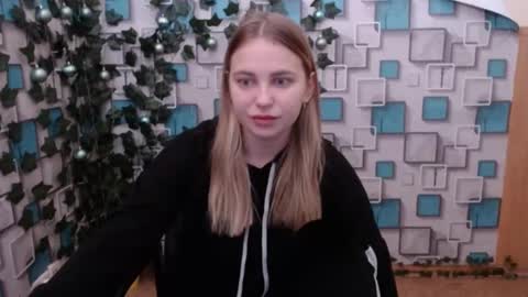 Snapshot of klerkarina chatting on 8, 12, 2024 klerkarina online show from 8, 12, 2024