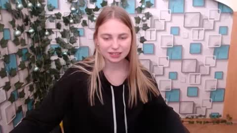 Snapshot of klerkarina chatting on 8, 12, 2024 klerkarina online show from 8, 12, 2024