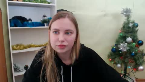 Snapshot of klerkarina chatting on 22, 12, 2024 klerkarina online show from 22, 12, 2024
