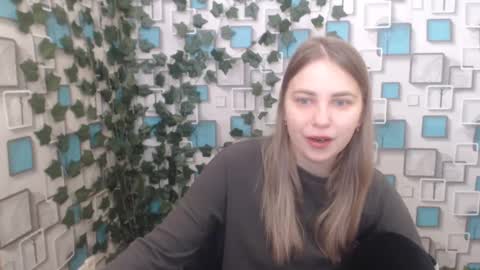 Snapshot of klerkarina chatting on 7, 2, 2025 klerkarina online show from 7, 2, 2025