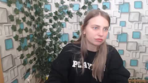 Snapshot of klerkarina chatting on 21, 2, 2025 klerkarina online show from 21, 2, 2025