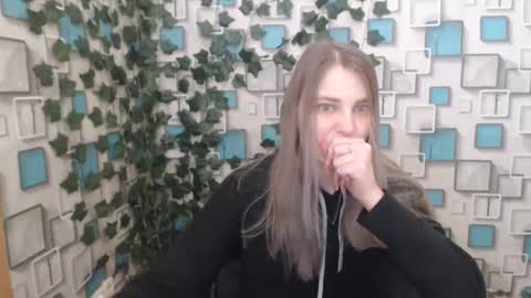 Snapshot of klerkarina chatting on 22, 2, 2025 klerkarina online show from 22, 2, 2025