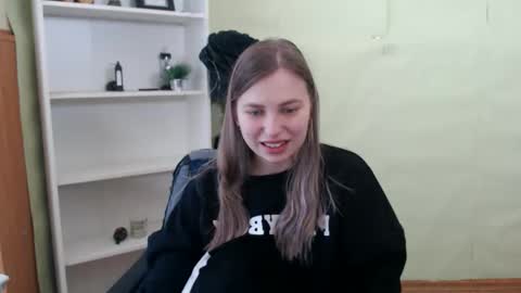 Snapshot of klerkarina chatting on 23, 2, 2025 klerkarina online show from 23, 2, 2025